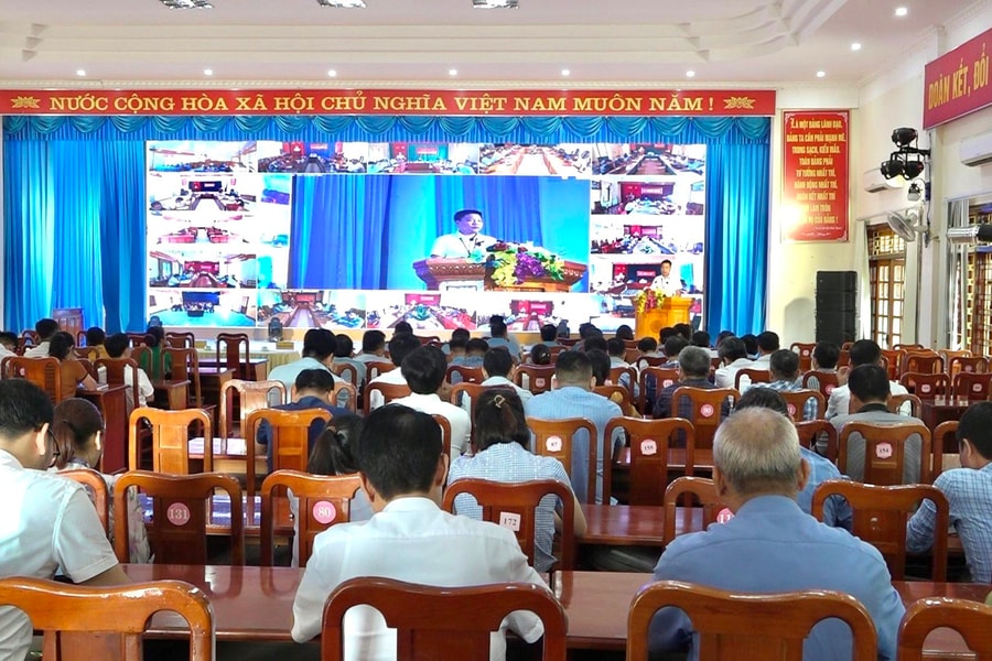 Văn Yên (Yên Bái): Tập huấn quản lý đất đai cho hơn 100 cán bộ