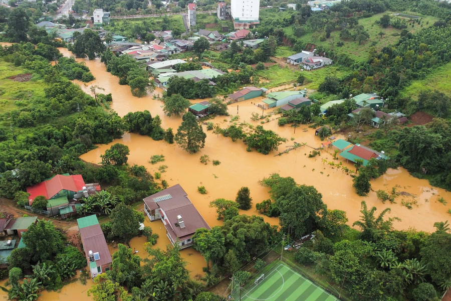 Trong 20 ngày mưa lũ, sạt lở đất: Đắk Nông thiệt hại hơn 1.000 tỷ đồng