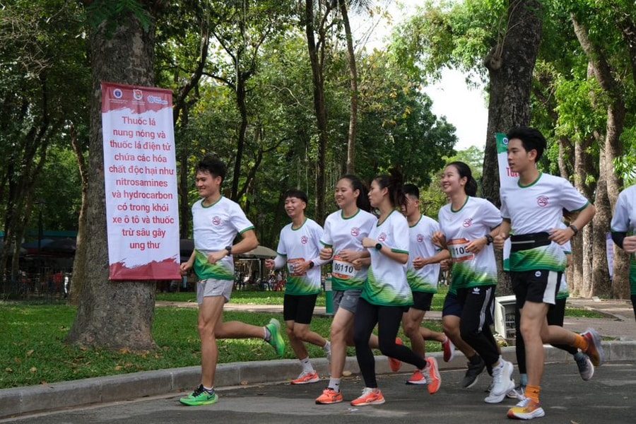 Cấm thuốc lá điện tử: Chính sách quản lý còn chưa thống nhất