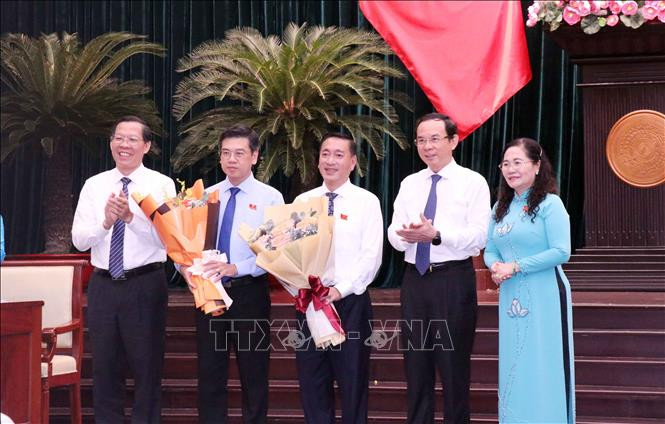 Phê chuẩn kết quả bầu ông Nguyễn Văn Dũng làm Phó Chủ tịch UBND TP Hồ Chí Minh