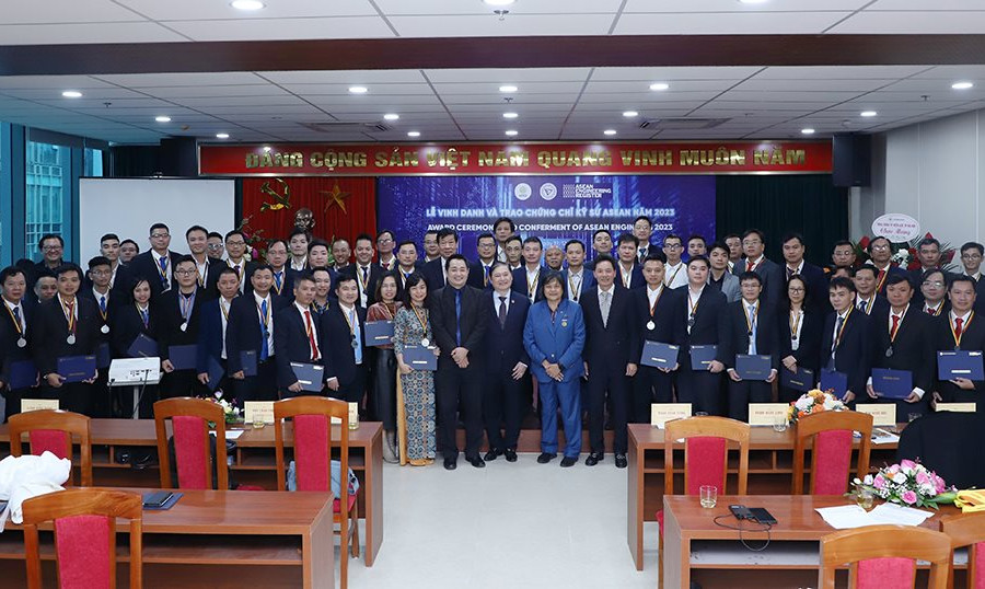 83 kỹ sư trong EVN là Kỹ sư chuyên nghiệp ASEAN năm 2023