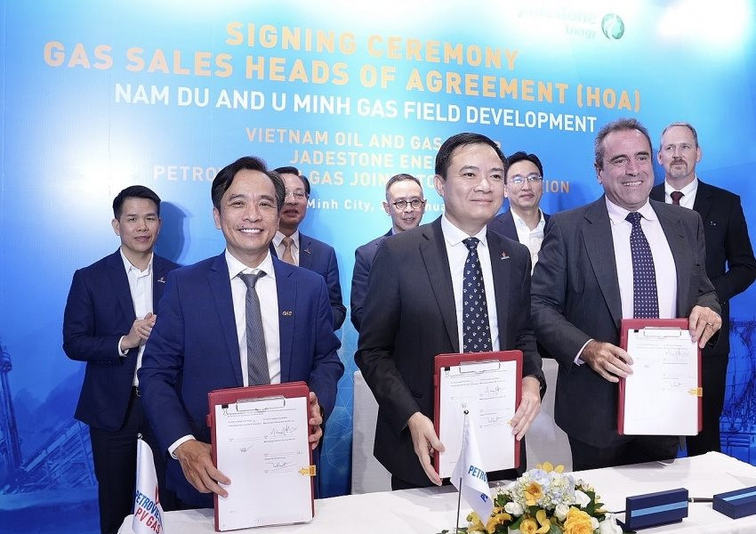 Ký kết thỏa thuận khung mua bán khí mỏ Nam Du - U Minh