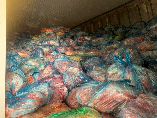 Hà Nội: Phát hiện 40 tấn thịt lợn nhiễm dịch bệnh nguy hiểm, có khả năng lây lan cao