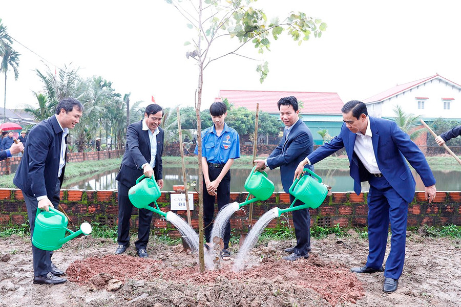 Bộ TN&MT - UBND tỉnh Hà Tĩnh tổ chức Lễ phát động “Tết trồng cây xuân Giáp Thìn”, khởi động Tháng Thanh niên 2024”