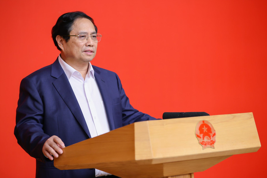 Thủ tướng Phạm Minh Chính chủ trì phiên họp Tiểu ban Kinh tế - xã hội Đại hội XIV của Đảng