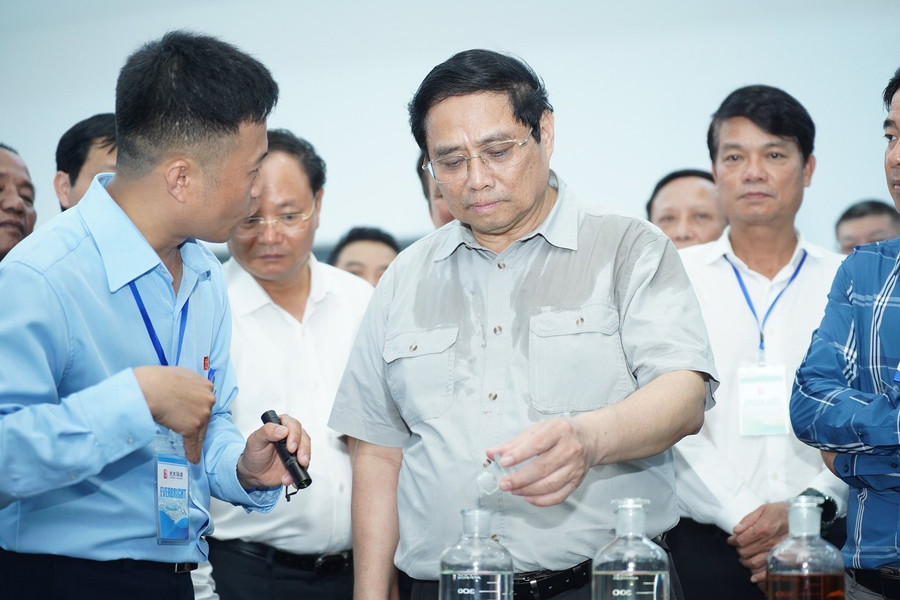 Thủ tướng Phạm Minh Chính dự lễ khánh thành nhà máy điện rác lớn nhất tỉnh Thừa Thiên - Huế
