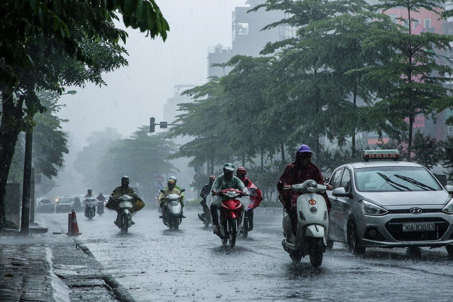 Cảnh báo mưa dông chiều tối và đêm ở Bắc Bộ, Thanh Hóa, Nghệ An