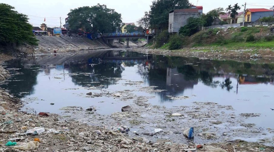 Hà Nội “thúc” huyện Gia Lâm xử lý ô nhiễm môi trường tại sông Giàng