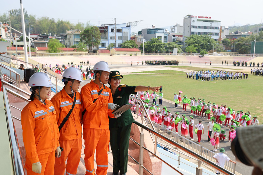 Đảm bảo điện phục vụ cho chuỗi sự kiện Kỷ niệm 70 năm chiến thắng Điện Biên Phủ