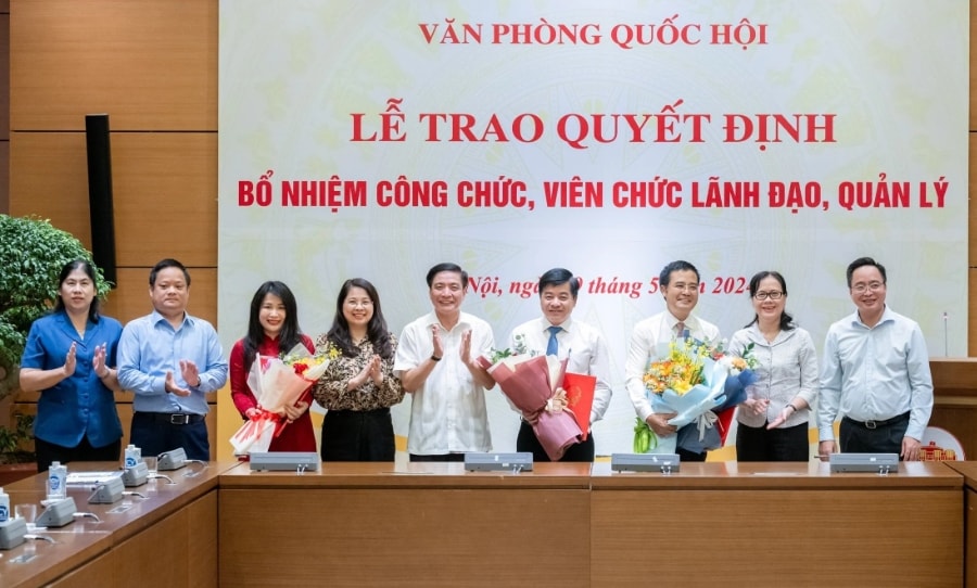 Bổ nhiệm Phó Tổng giám đốc Truyền hình Quốc hội, Phó Tổng biên tập Báo Đại biểu Nhân dân