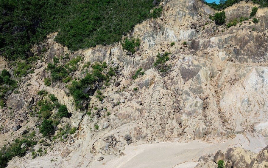 Quảng Nam: Chậm hoàn thổ sau khai thác mỏ, dân gánh hệ lụy