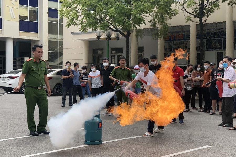 Tăng cường phòng cháy, chữa cháy đối với nhà ở nhiều tầng, nhiều căn hộ, nhà ở riêng lẻ kết hợp sản xuất, kinh doanh