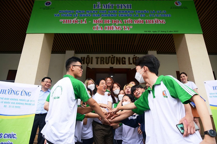 Trường Đại học TN&MT Hà Nội: Nói không với thuốc lá điện tử trong học đường