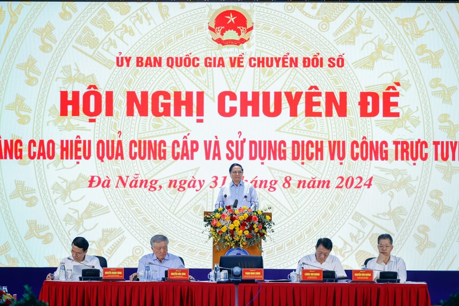 Thủ tướng chủ trì Hội nghị toàn quốc nâng cao hiệu quả cung cấp và sử dụng dịch vụ công trực tuyến