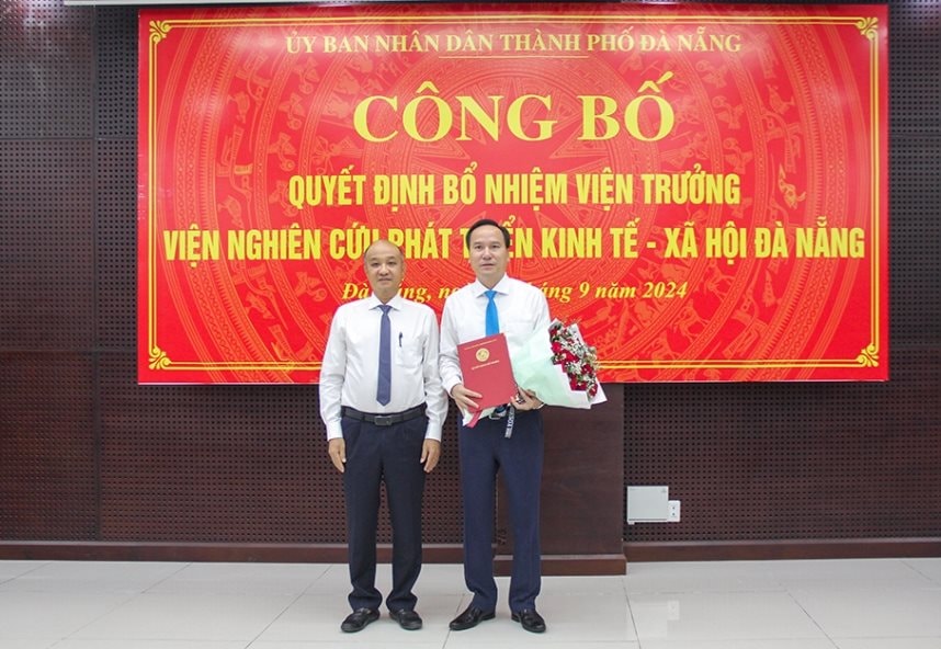 Ông Đặng Đình Đức giữ chức Viện trưởng Viện Nghiên cứu Phát triển kinh tế - xã hội Đà Nẵng