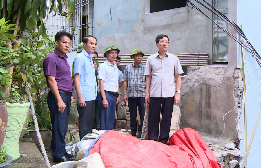 Lãnh đạo TP Hạ Long trực tiếp chỉ đạo, kiểm tra công tác ứng phó bão số 3