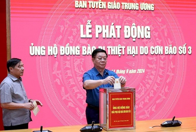 Nhiều bộ, ngành, địa phương chung tay ủng hộ đồng bào bị thiệt hại do bão số 3