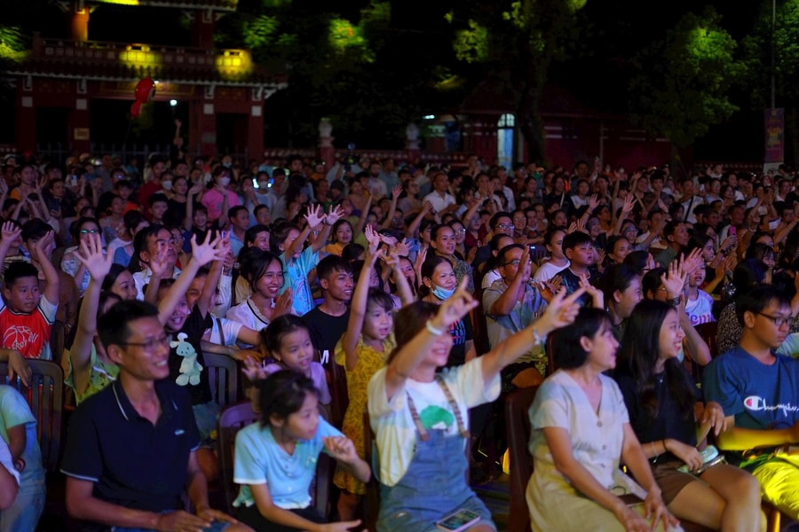 Nghệ sỹ quốc tế “cháy” cùng Festival Huế 2024