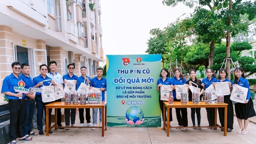 Thu pin cũ đổi quà mới của Đoàn Thanh niên PVCFC