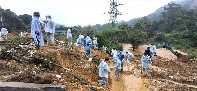 Vụ sạt lở nghiêm trọng tại Hà Giang: Đã tìm thấy 3 nạn nhân bị vùi lấp dưới bùn, đất