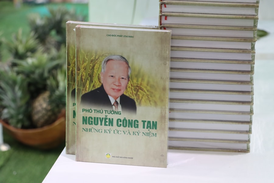 Giới thiệu cuốn sách “Phó Thủ tướng Nguyễn Công Tạn - Những ký ức và kỷ niệm”