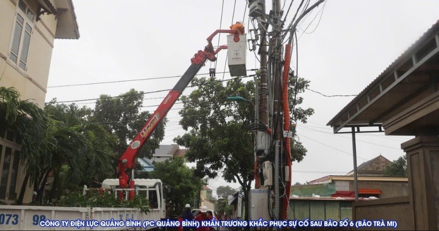 EVN thông tin về ảnh hưởng của bão số 6 đến vận hành và cung cấp điện