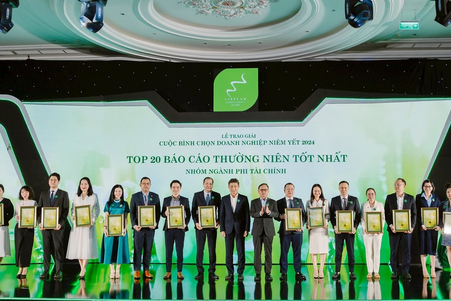 PV GAS CNG nhận giải Top 20 Báo cáo thường niên tốt nhất 2024