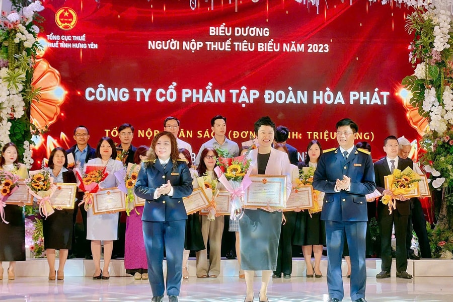 Hòa Phát được tỉnh Hưng Yên tuyên dương người nộp thuế tiêu biểu