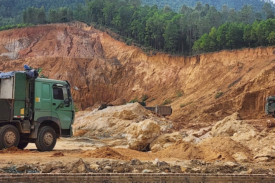 Đà Bắc (Hòa Bình): Giao hơn 3 km mặt bằng cho DA đường cao tốc Hòa Bình - Mộc Châu