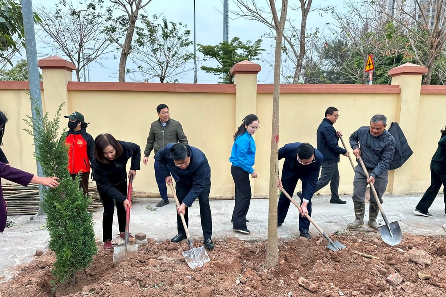 Thanh Trì (Hà Nội): Ra quân triển khai mô hình "Công viên hoá nghĩa trang"