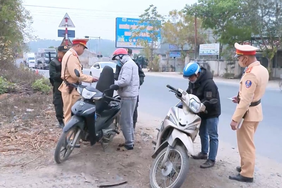 CSGT Lạng Sơn tăng cường tuần tra, xử lý vi phạm dịp cuối năm