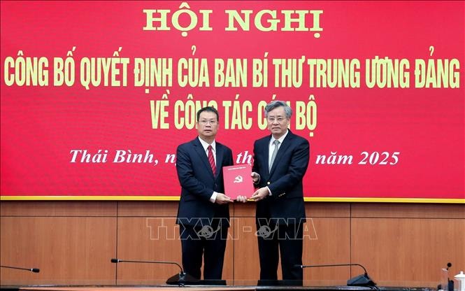 Ông Nguyễn Mạnh Hùng giữ chức Phó Bí thư Tỉnh ủy Thái Bình