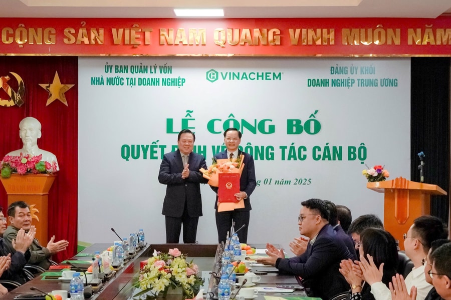 VINACHEM trao quyết định bổ nhiệm tân Tổng Giám đốc