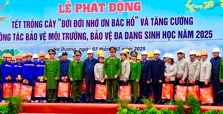 Bộ Công an và Tập đoàn TKV phát động phong trào “Tết trồng cây đời đời nhớ ơn Bác Hồ”