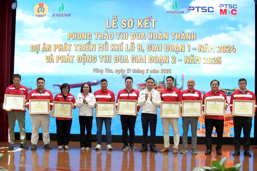 Phát huy tinh thần “Một đội ngũ, Một mục tiêu” đưa Dự án Phát triển Mỏ khí Lô B đúng tiến độ