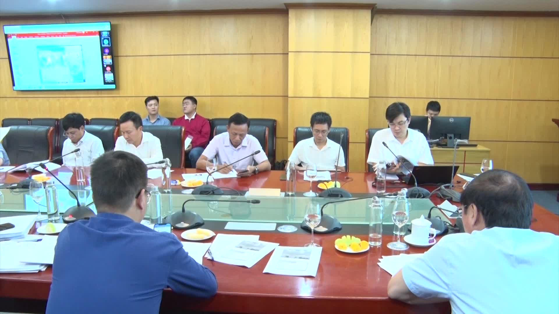 Họp Hội đồng thẩm định liên ngành Quy hoạch tổng hợp Lưu vực sông Hồng - Thái Bình 